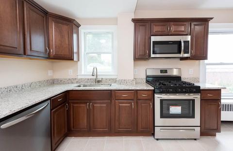 42 Eade St, Lynn, MA 01902 photo 2