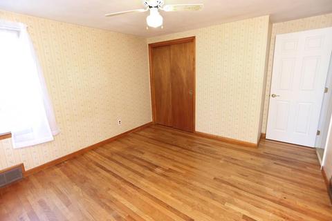 28 Overhill Dr, Springfield, MA 01129 photo 20
