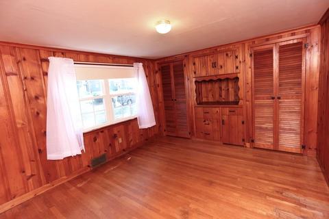 28 Overhill Dr, Springfield, MA 01129 photo 13