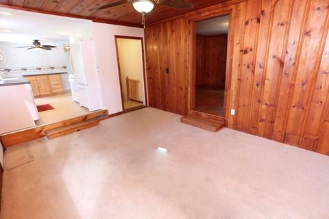 28 Overhill Dr, Springfield, MA 01129 photo 10