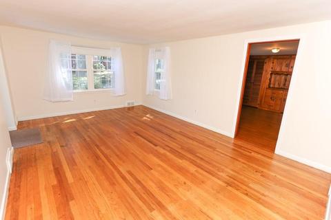 28 Overhill Dr, Springfield, MA 01129 photo 15