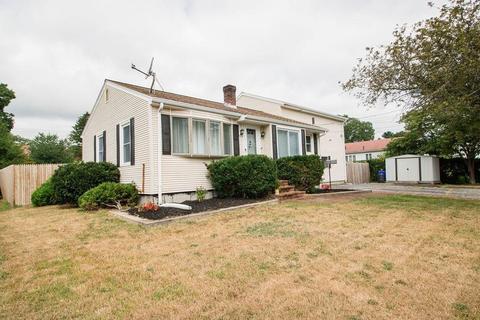 7 Cherry St, Attleboro, MA 02703 photo 3