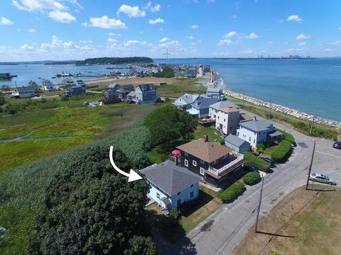 189 Spring St, Hull, MA 02045 photo 1