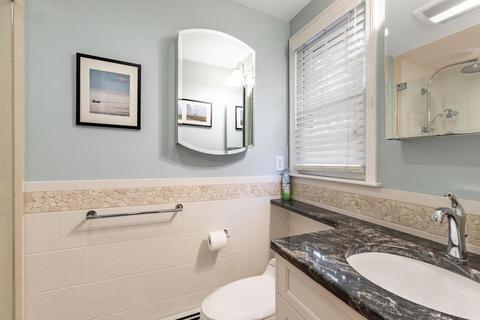 86 Red Gate Ln, Reading, MA 01867 photo 22
