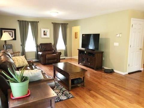 92 Saunders St, Gardner, MA 01440 photo 16