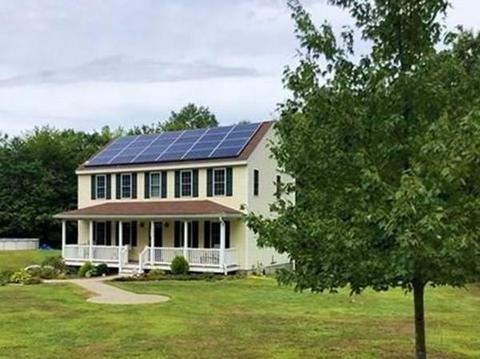 92 Saunders St, Gardner, MA 01440 photo 1