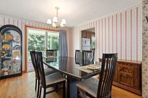 2 Apollo Cir, Andover, MA 01810 photo 6