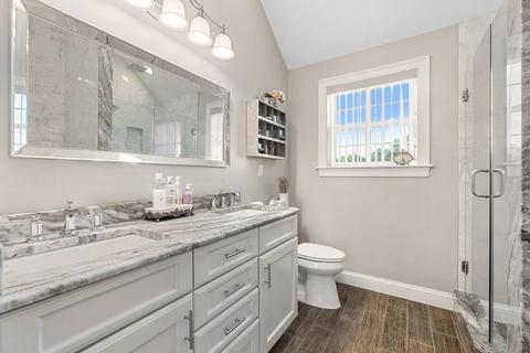 80 Regency Dr, Dracut, MA 01826 photo 25