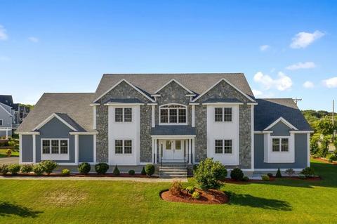 80 Regency Dr, Dracut, MA 01826 photo 1