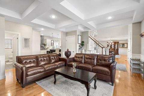 80 Regency Dr, Dracut, MA 01826 photo 4