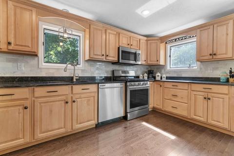 62 Maple St, Scituate, MA 02066 photo 2