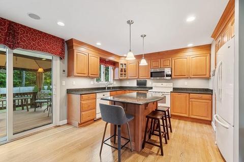 78 Whitcomb Dr, Lancaster, MA 01523 photo 12