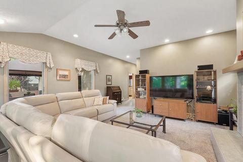 78 Whitcomb Dr, Lancaster, MA 01523 photo 20