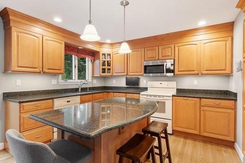 78 Whitcomb Dr, Lancaster, MA 01523 photo 11