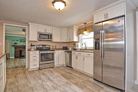 1367 Pine St, Dighton, MA 02715 photo 5