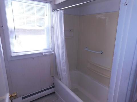 579 Valentine St, Fall River, MA 02720 photo 6