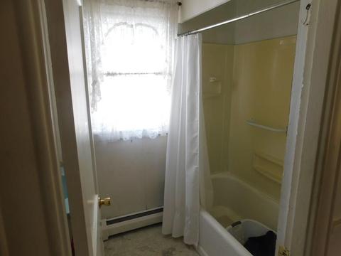 579 Valentine St, Fall River, MA 02720 photo 7