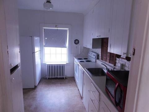 579 Valentine St, Fall River, MA 02720 photo 5