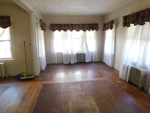 579 Valentine St, Fall River, MA 02720 photo 12