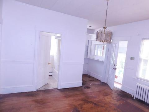 579 Valentine St, Fall River, MA 02720 photo 15