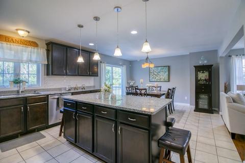 114 Briggs St, Springfield, MA 01151 photo 6