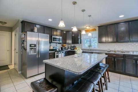 114 Briggs St, Springfield, MA 01151 photo 5