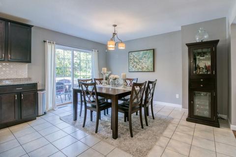 114 Briggs St, Springfield, MA 01151 photo 9