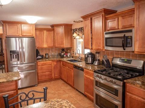 9 Winterset, Springfield, MA 01129 photo 3