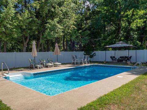 9 Winterset, Springfield, MA 01129 photo 2