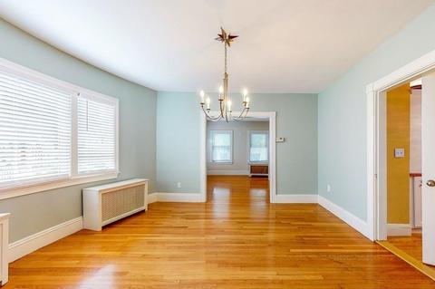 10 Kingston St, Reading, MA 01867 photo 9