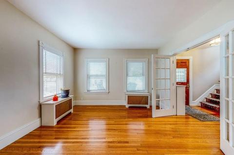 10 Kingston St, Reading, MA 01867 photo 5