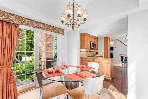 4 Yale Blvd, Beverly, MA 01915 photo 14