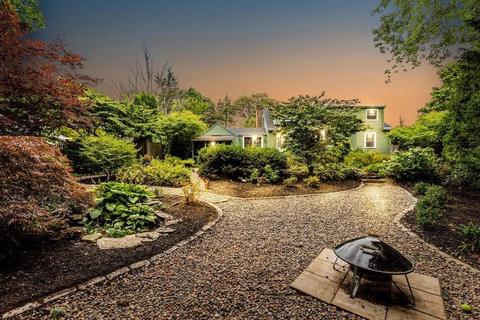 4 Yale Blvd, Beverly, MA 01915 photo 4
