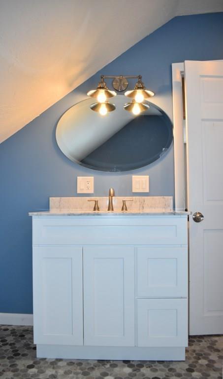 84 Marble St, Athol, MA 01331 photo 3