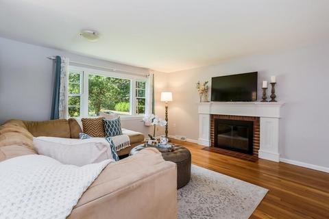 141 Cedar Rd, Longmeadow, MA 01106 photo 3
