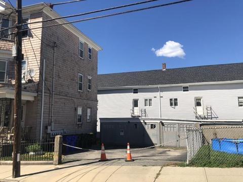 396 William, Fall River, MA 02721 photo 3
