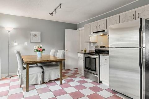 27 Chubb Rd, Framingham, MA 01701 photo 10