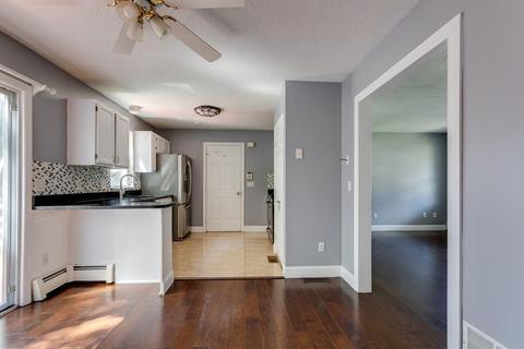 56 Santoro Rd, Worcester, MA 01606 photo 10