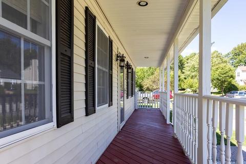 56 Santoro Rd, Worcester, MA 01606 photo 4