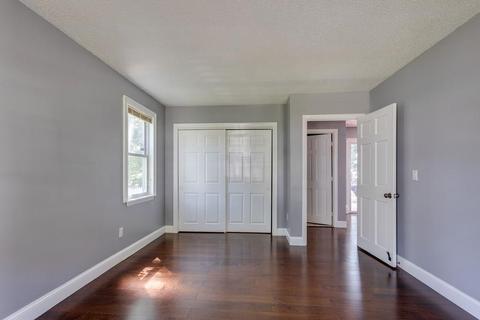 56 Santoro Rd, Worcester, MA 01606 photo 7
