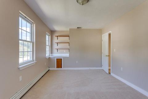 56 Santoro Rd, Worcester, MA 01606 photo 24