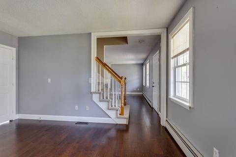 56 Santoro Rd, Worcester, MA 01606 photo 9