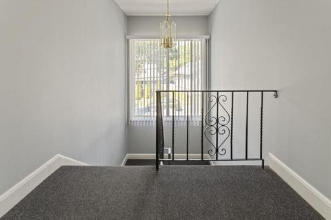 62 Purchase St #C7, Danvers, MA 01923 photo 3