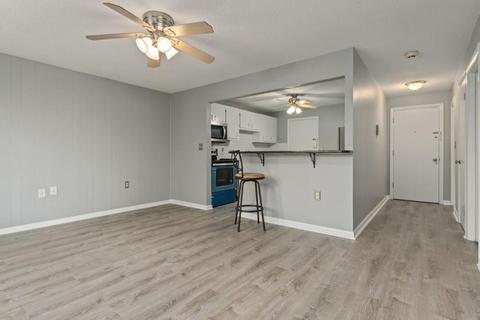 62 Purchase St #C7, Danvers, MA 01923 photo 5