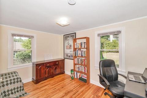 173 Harkness Ave, Springfield, MA 01118 photo 12