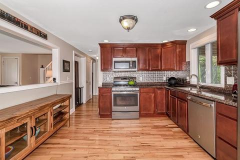 173 Harkness Ave, Springfield, MA 01118 photo 5
