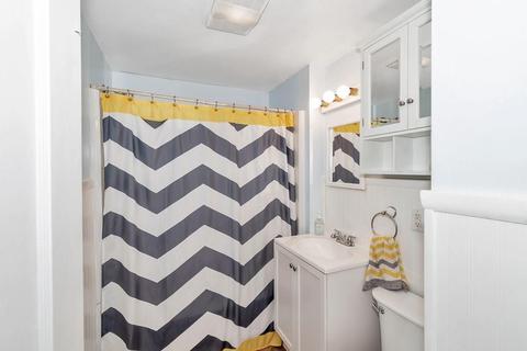 173 Harkness Ave, Springfield, MA 01118 photo 14