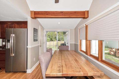 173 Harkness Ave, Springfield, MA 01118 photo 7