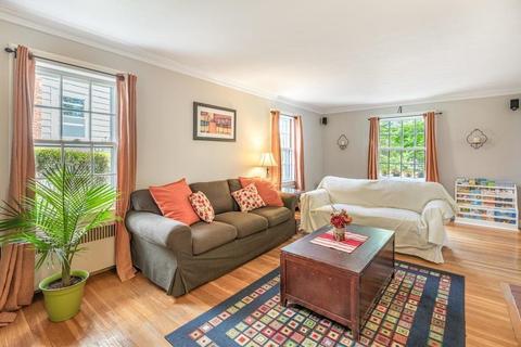 34 Eustis St, Arlington, MA 02476 photo 7
