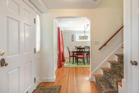 34 Eustis St, Arlington, MA 02476 photo 4